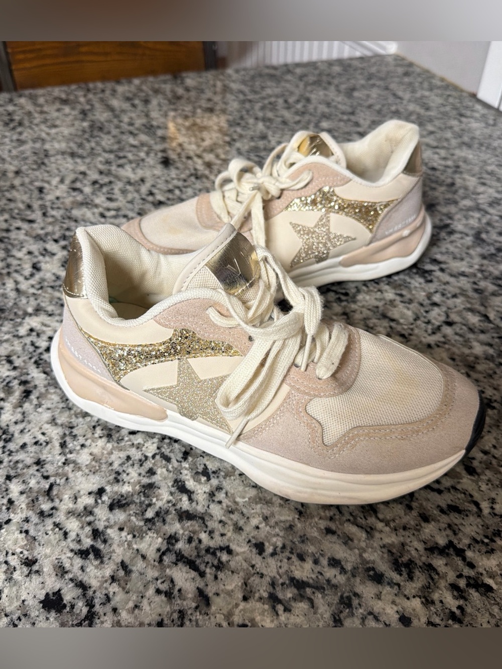 Vintage Havana Gadol Beige Tan Gold Glitter Star Sneakers VH EST 1954 Womens 8